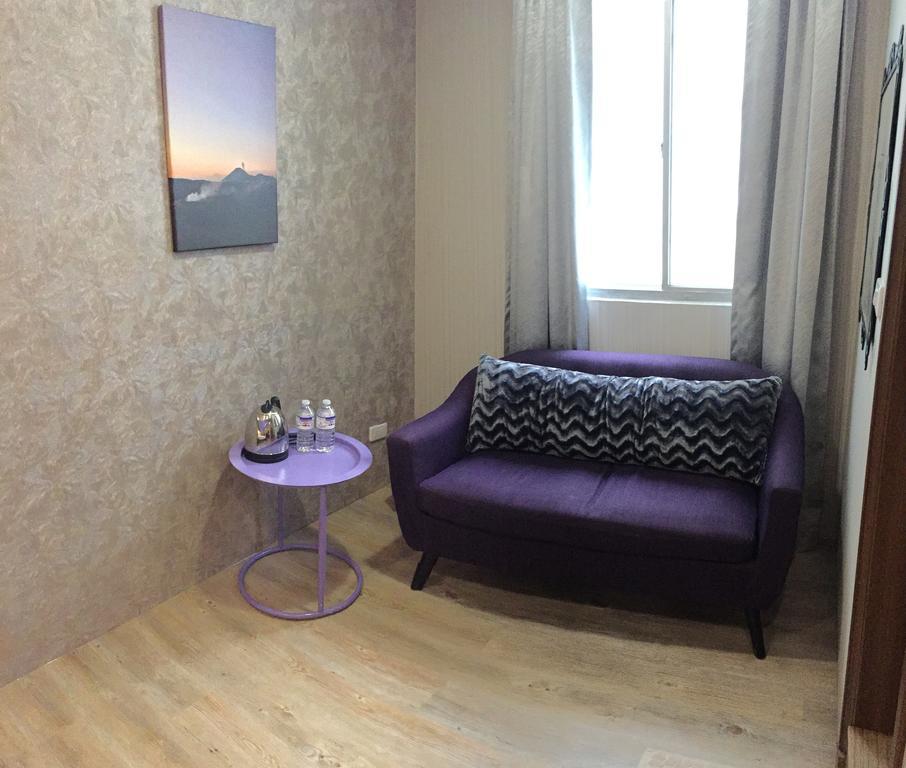 Cozy Cozy Hostel Тайнань Екстер'єр фото