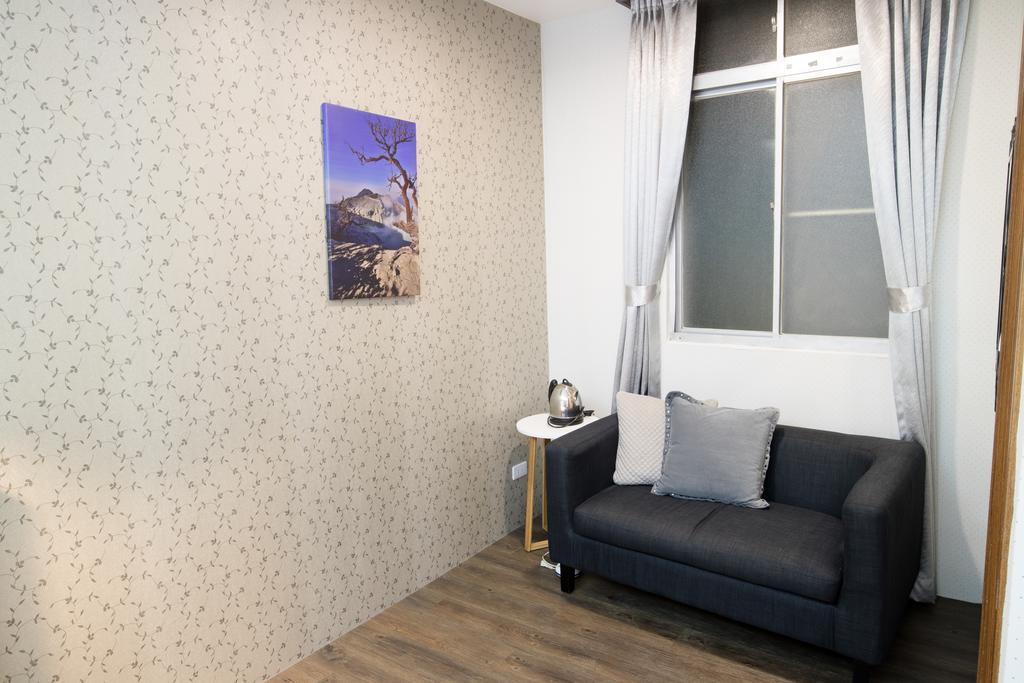 Cozy Cozy Hostel Тайнань Екстер'єр фото