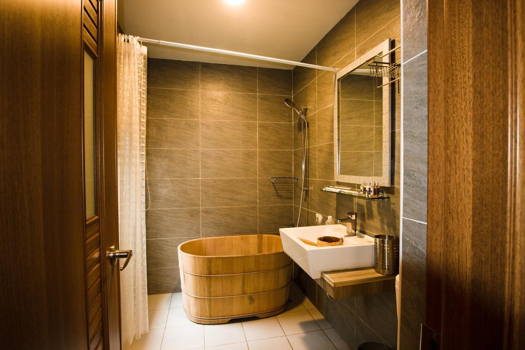 Cozy Cozy Hostel Тайнань Екстер'єр фото
